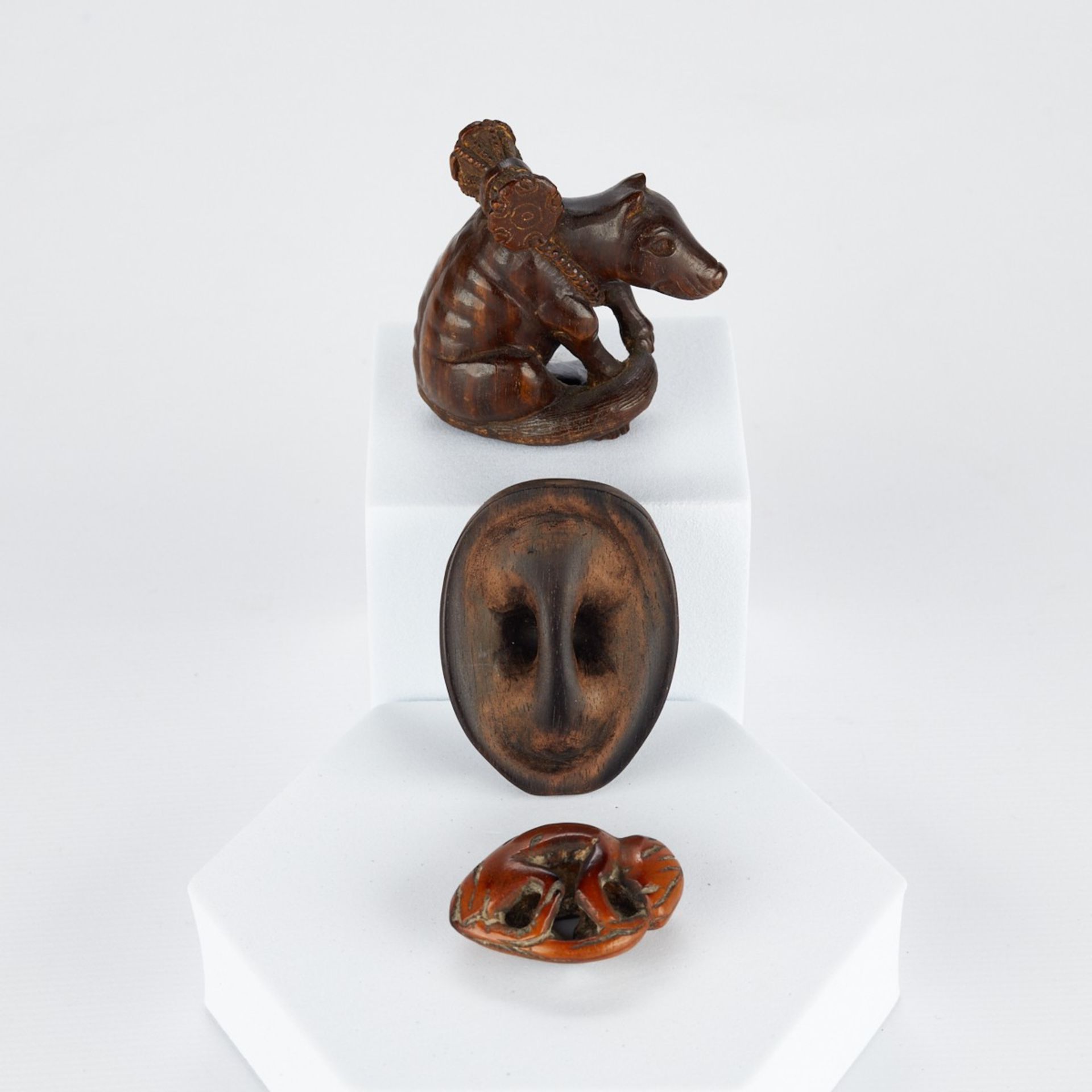 Grp: 3 Japanese Wooden Netsuke & Ojime - Bild 3 aus 3