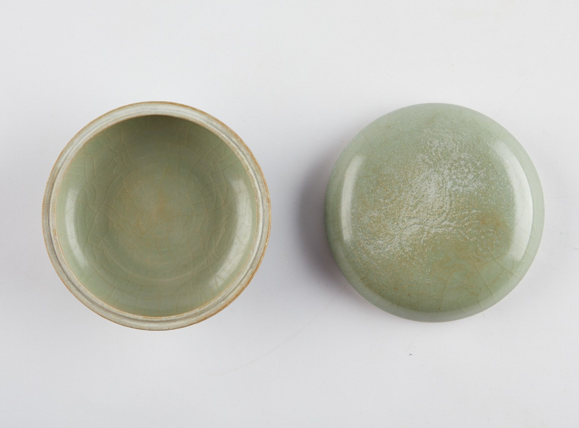 Chinese Celadon Paste Box - Bild 5 aus 8