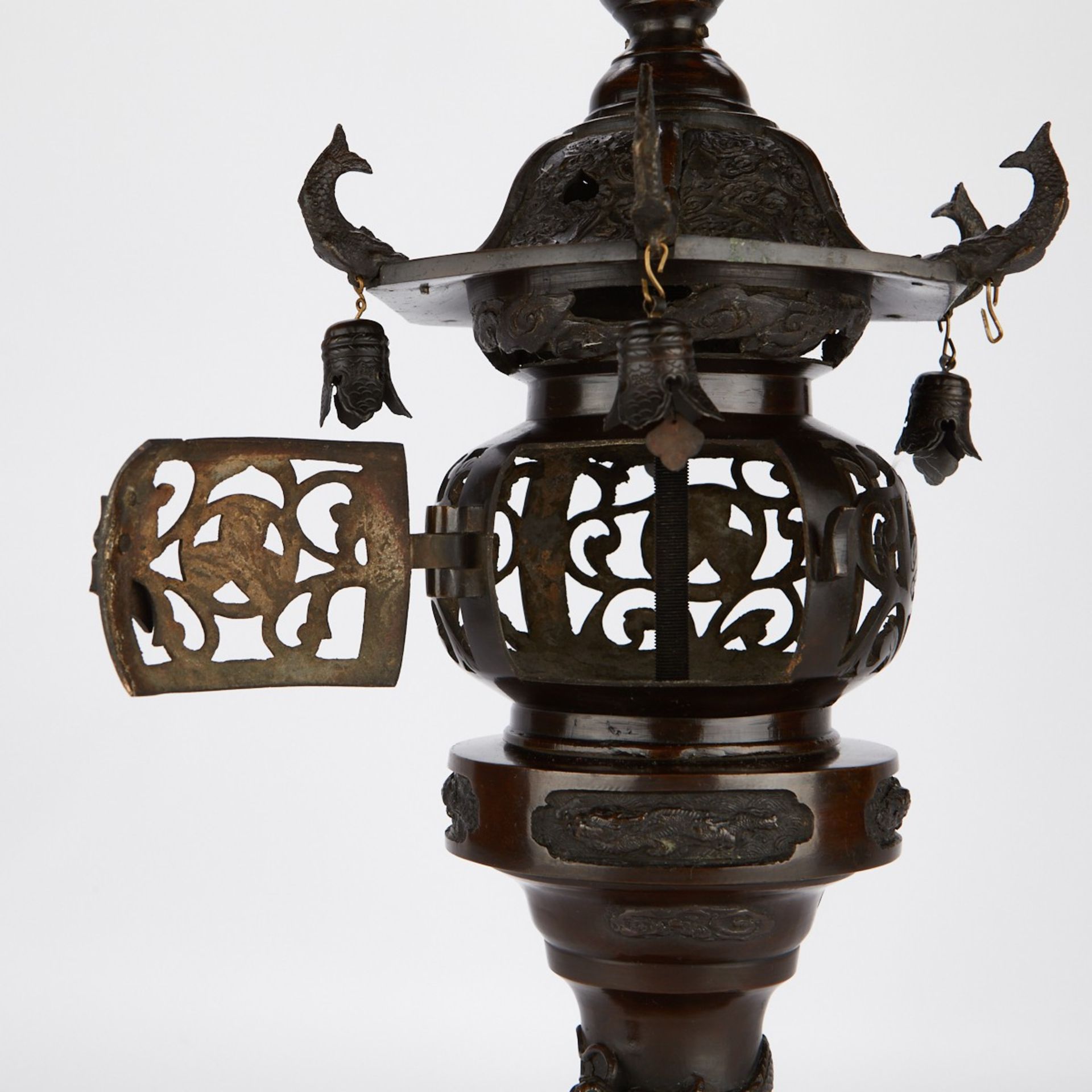 Japanese Bronze Lantern w/ Bronze Censer - Bild 8 aus 21