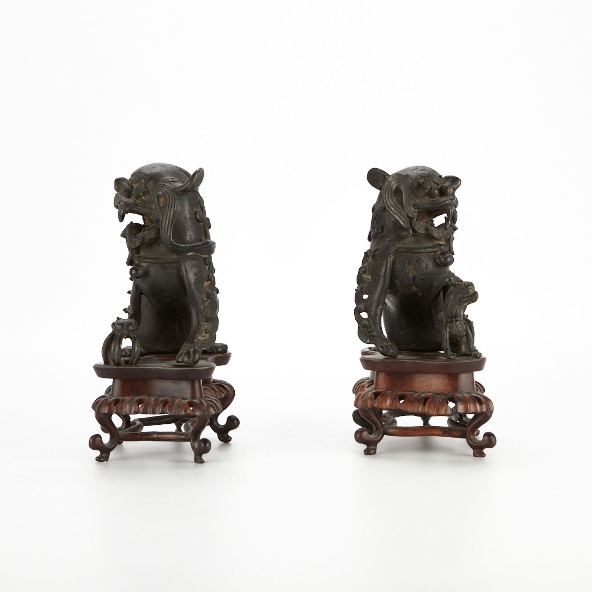 Pair 19th c. Chinese Bronze Lions - Bild 3 aus 8