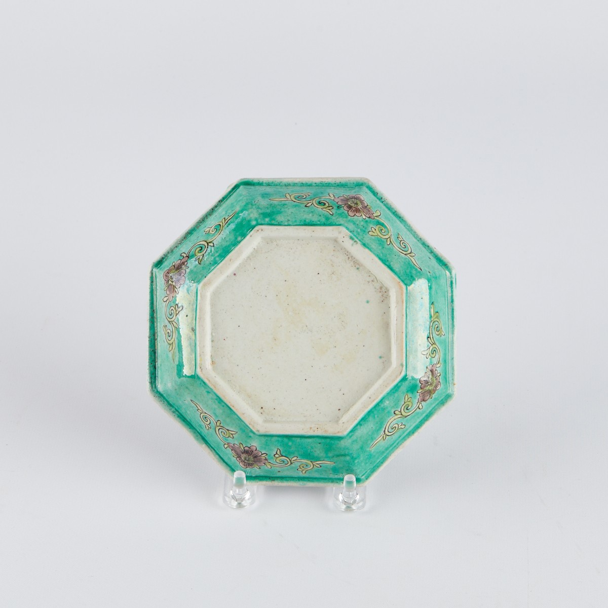 Grp: 2 Chinese Biscuit Famille Verte Porcelain Pieces - Image 3 of 8