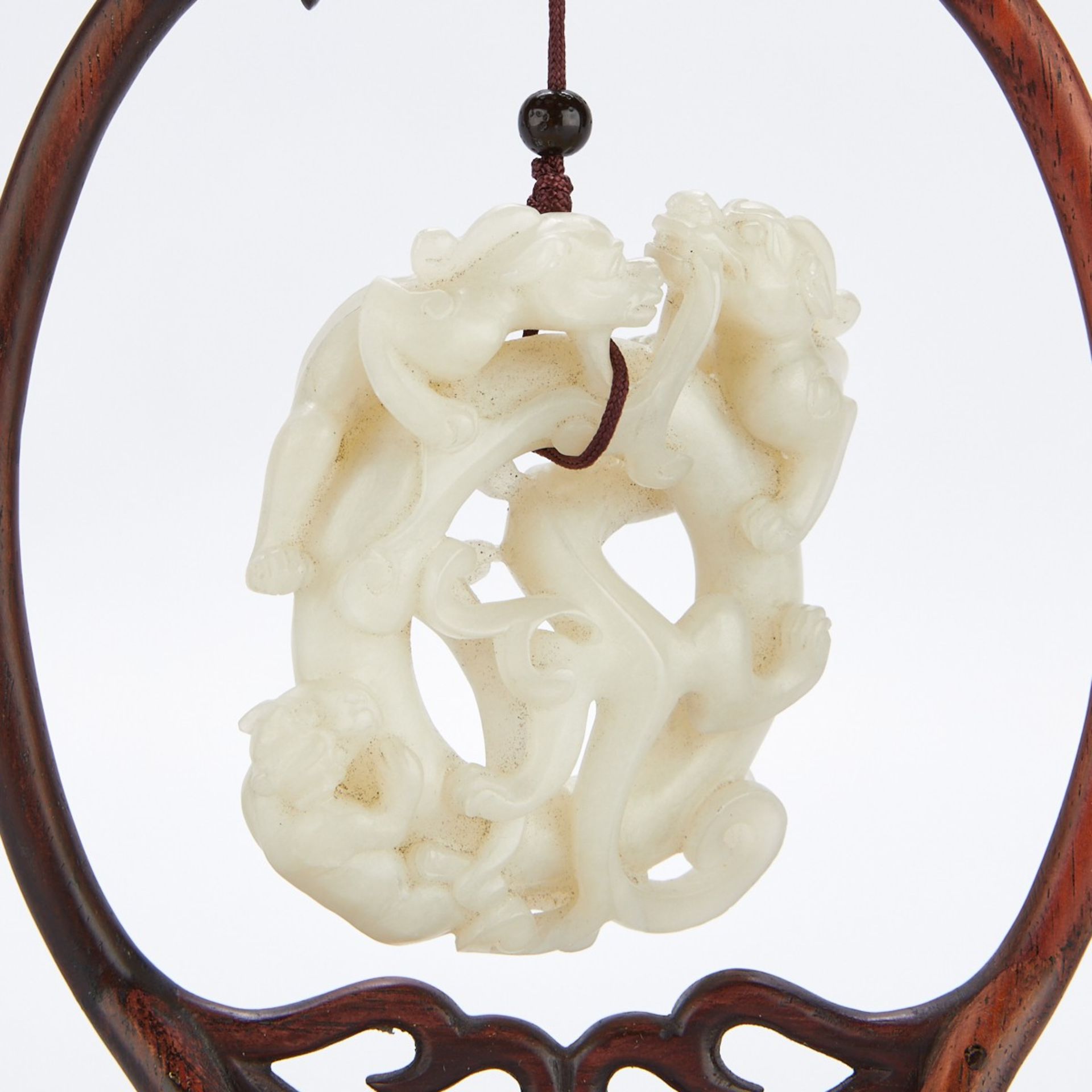 Chinese White Jade Bi Disc with Dragons - Bild 2 aus 7