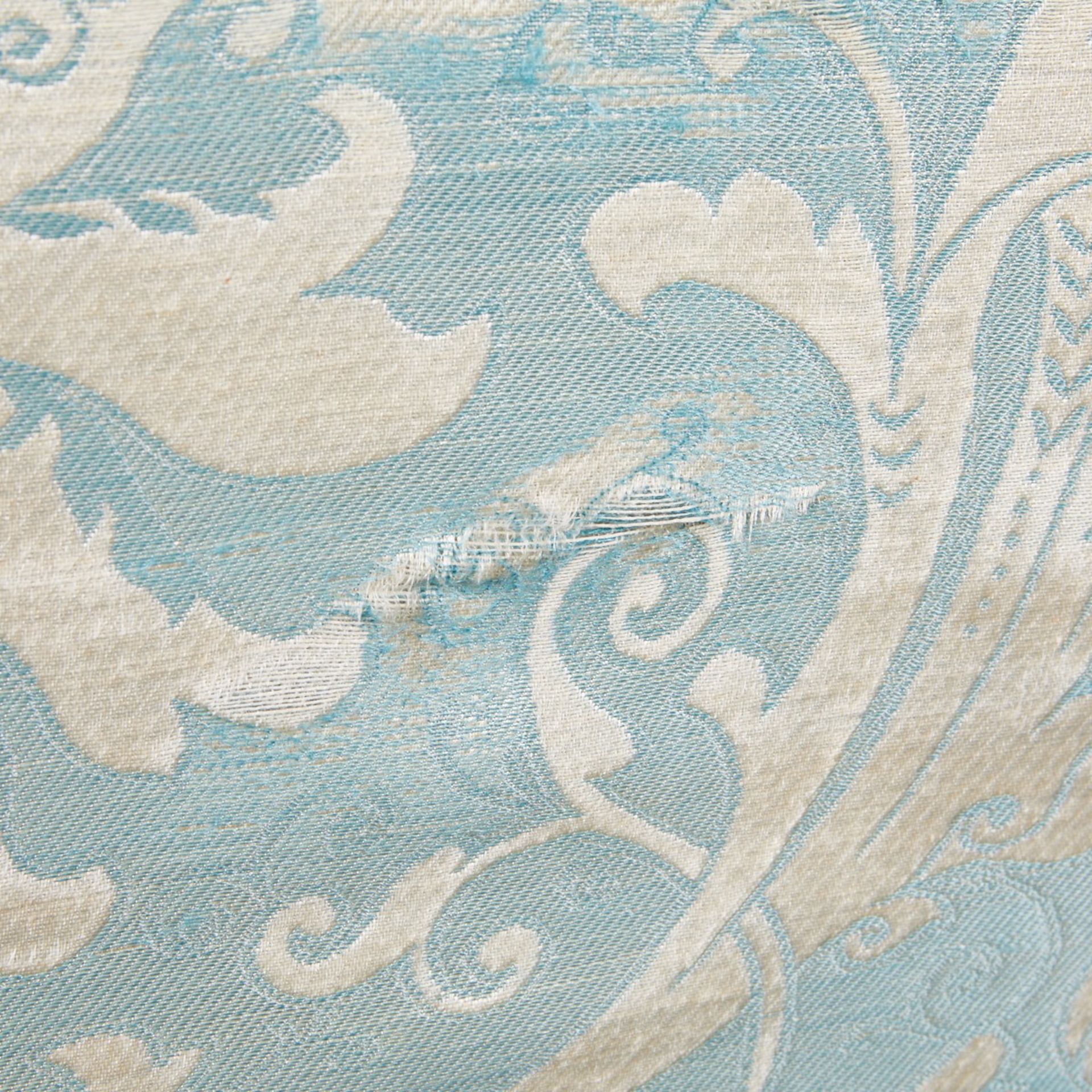 French Upholstered Giltwood Loveseat or Settee - Image 7 of 13