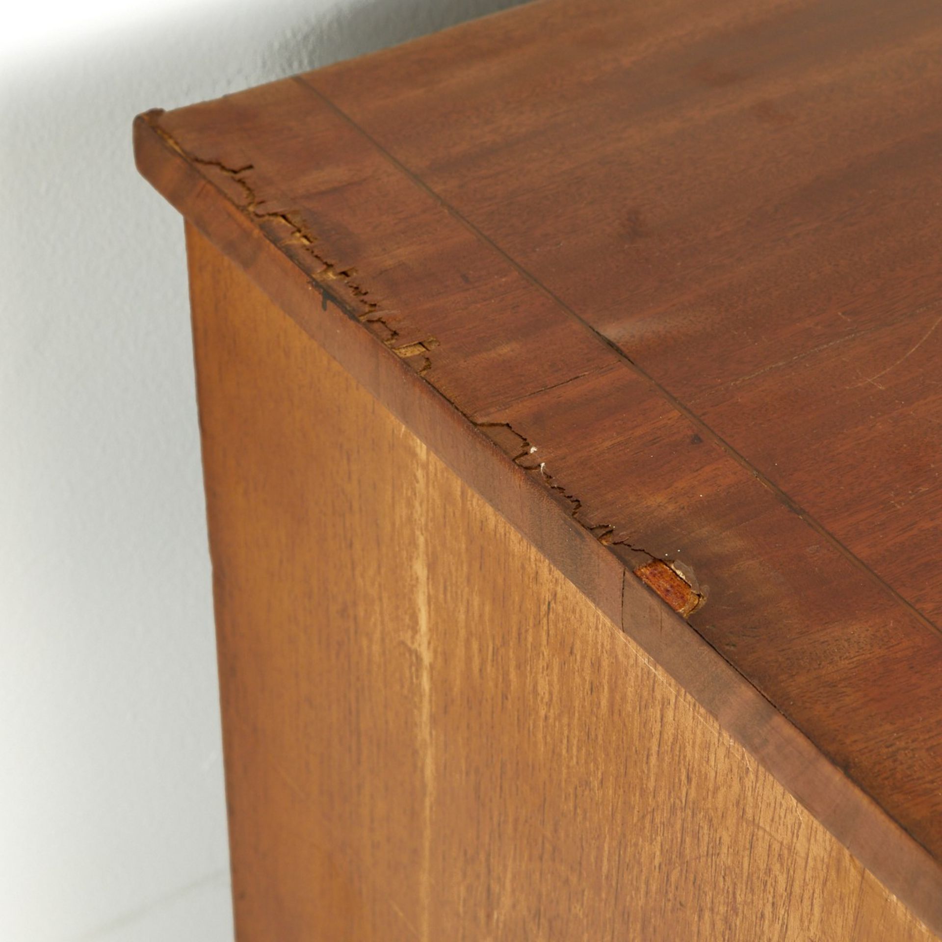 Federal Bow Front Chest of Drawers - Image 6 of 14