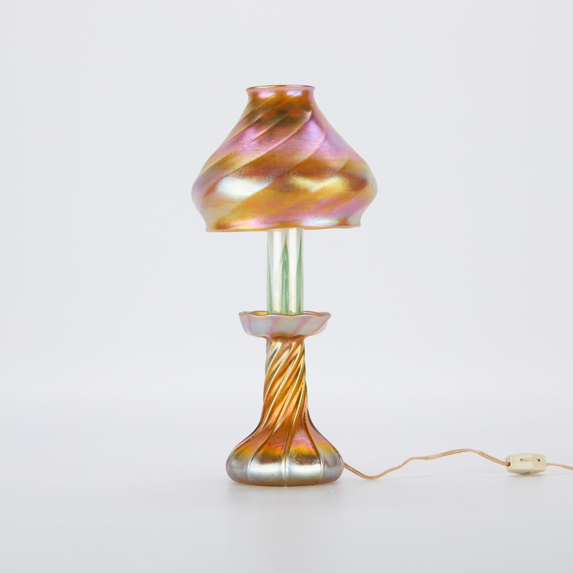 Louis Comfort Tiffany Favrile Glass Lamp - Bild 4 aus 6