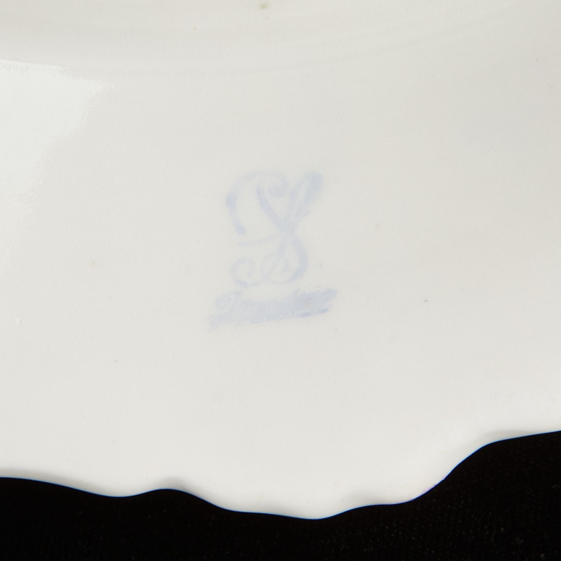Carl Thieme Dresden Porcelain Urn w/ Putti 24 in - Image 14 of 14