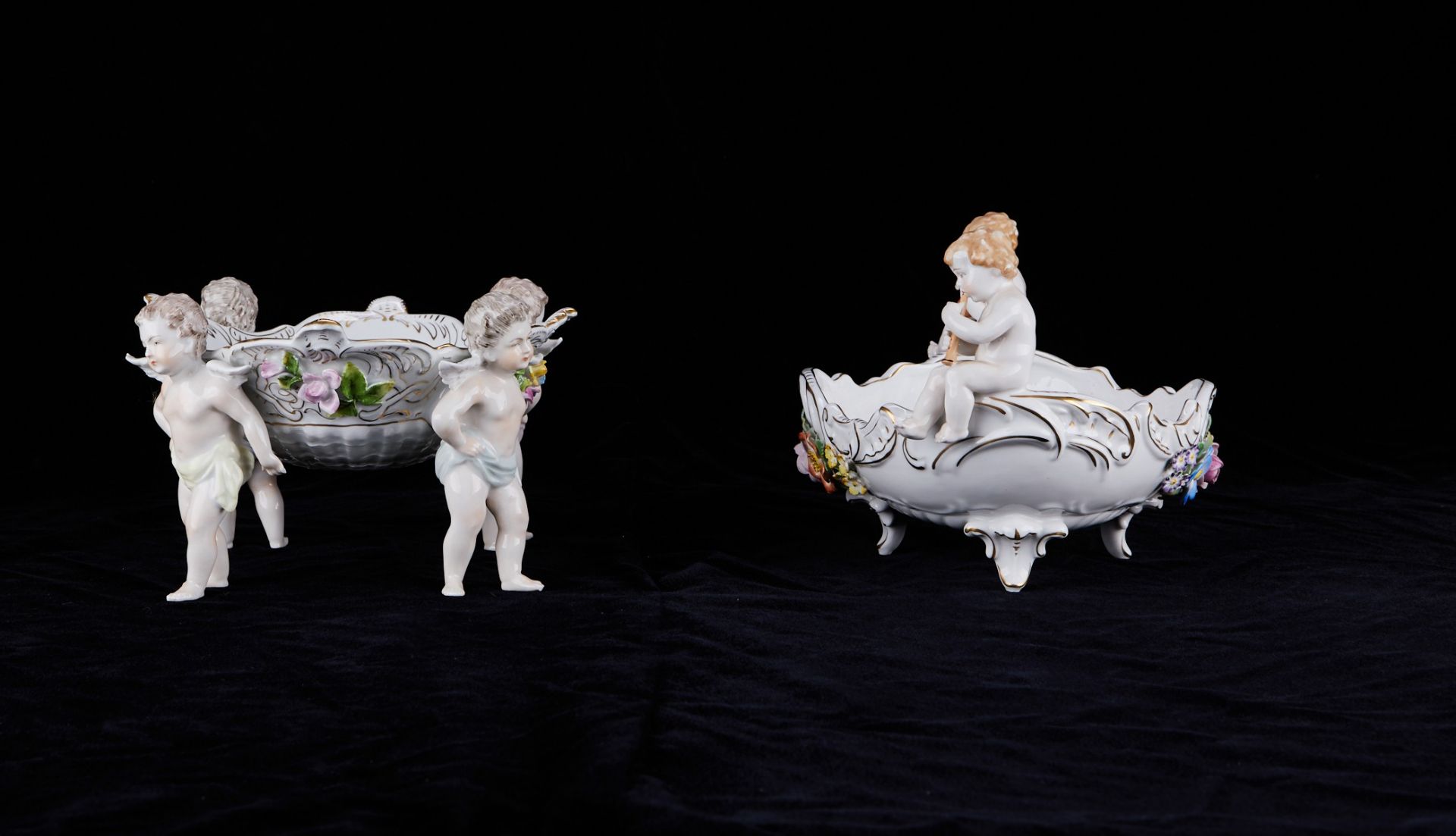 8 Dresden Figural Porcelain Decorations - Bild 5 aus 19