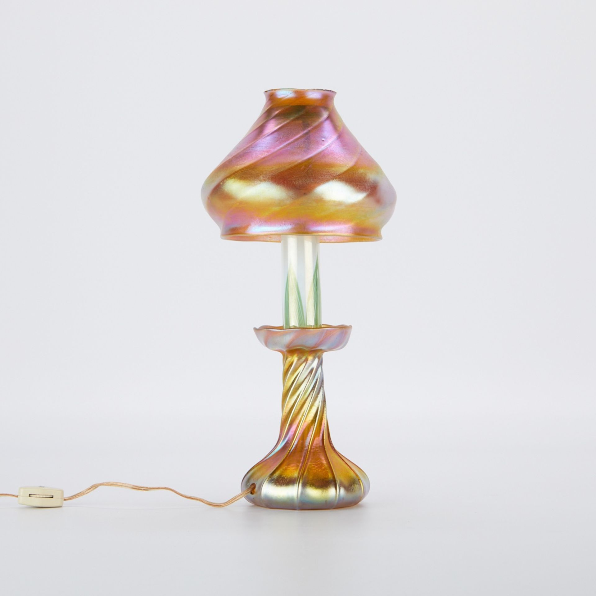 Louis Comfort Tiffany Favrile Glass Lamp - Bild 5 aus 6