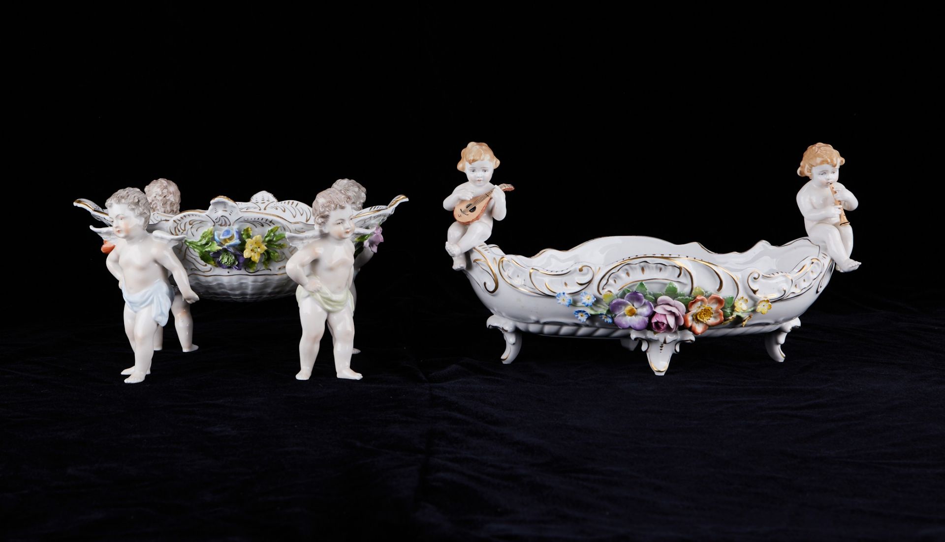 8 Dresden Figural Porcelain Decorations - Bild 2 aus 19