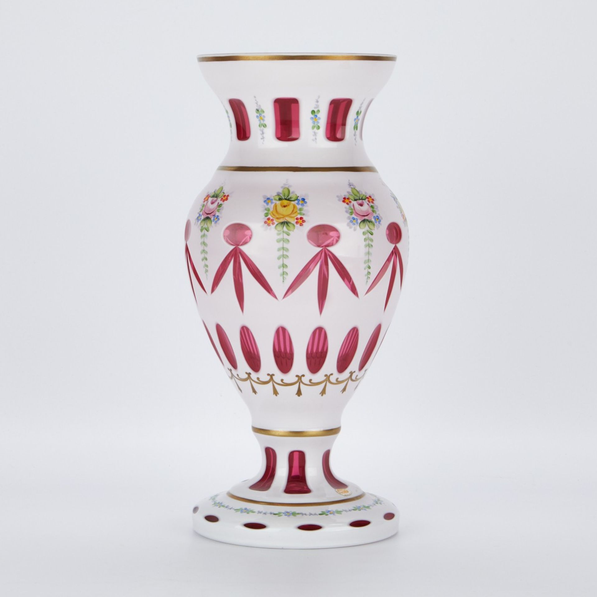 Tall Bohemian Cut Overlay Glass Vase - Bild 3 aus 5
