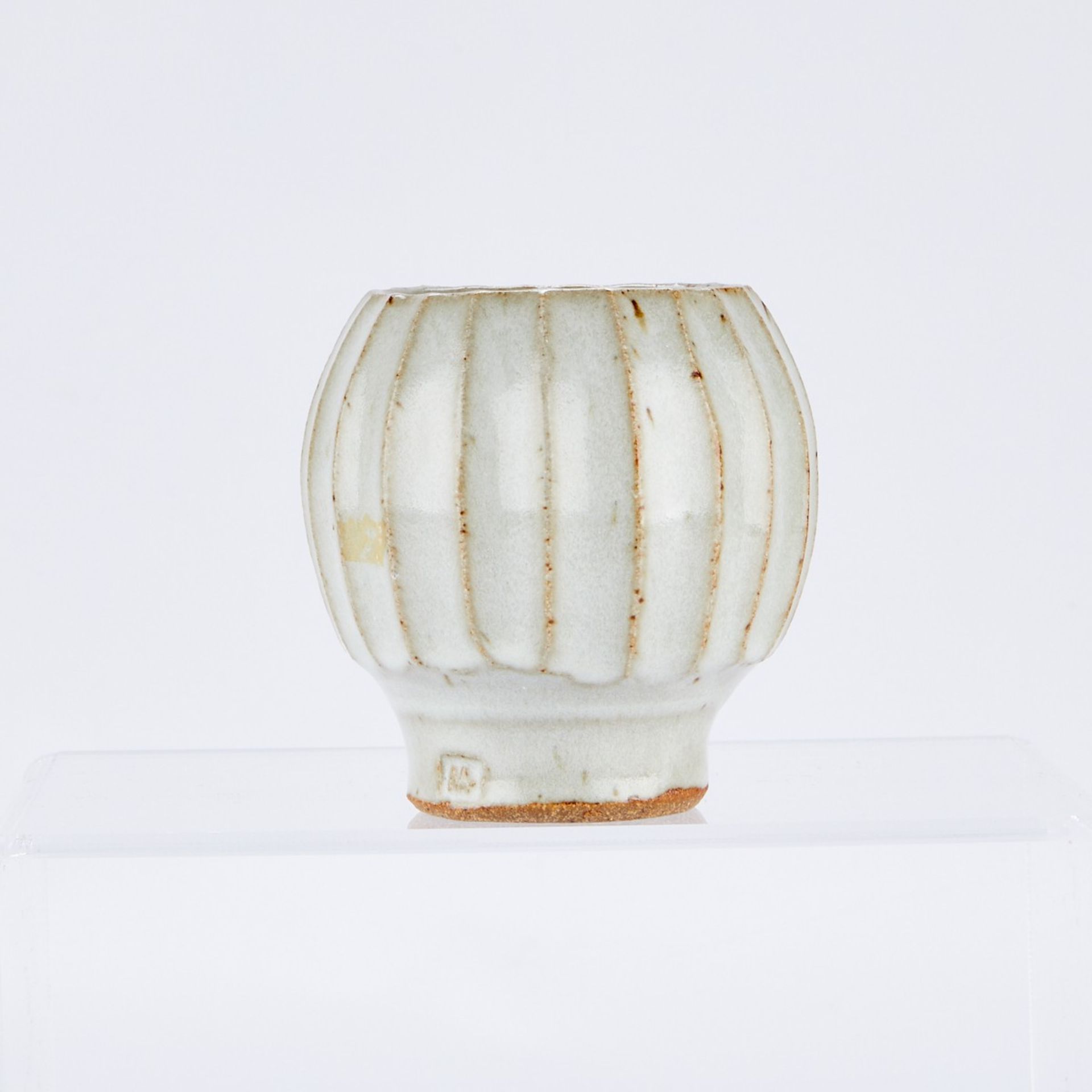 Warren MacKenzie Miniature Fluted Vase - Marked - Bild 4 aus 6