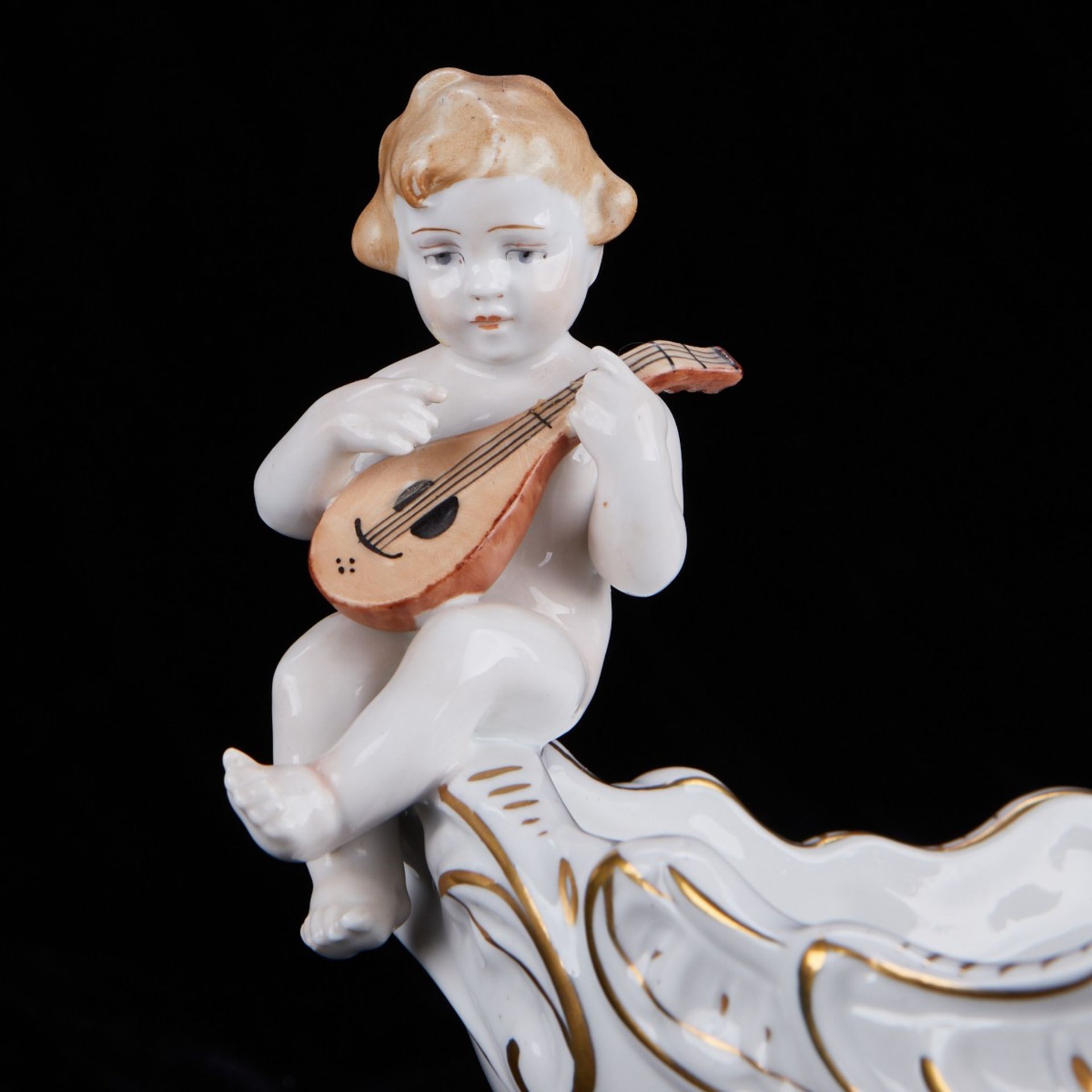 8 Dresden Figural Porcelain Decorations - Bild 7 aus 19