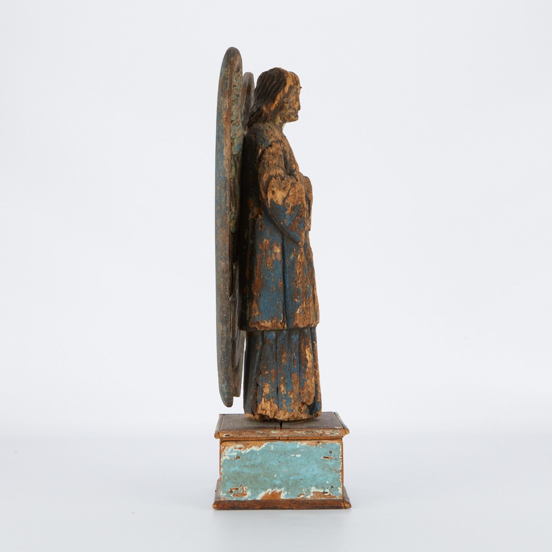 South American Wooden Santos Figure of an Angel - Image 3 of 8