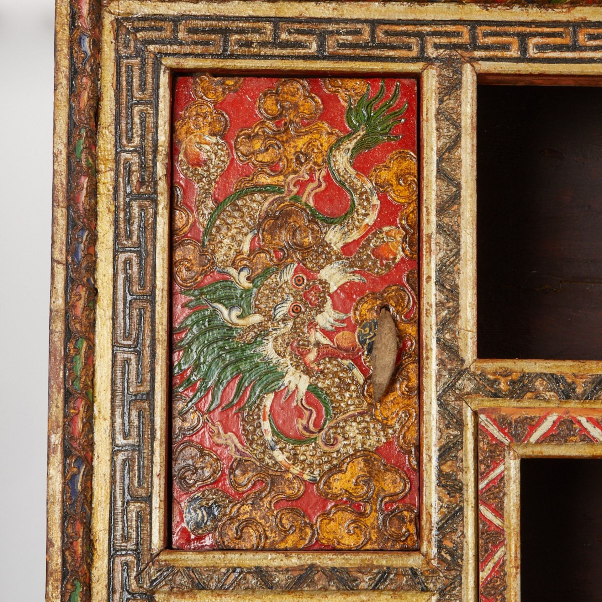 Tibetan Polychrome Reliquary Cabinet - Bild 13 aus 13