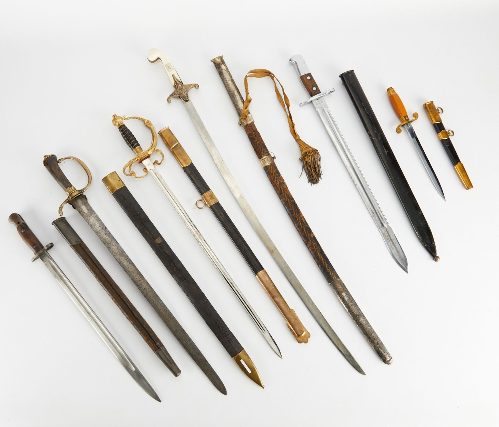 6 Military Swords & Knife - Bild 2 aus 14