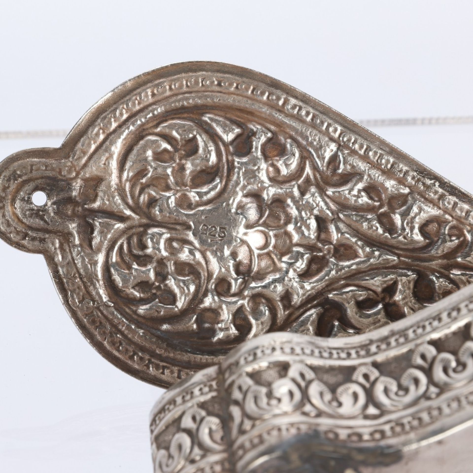 7 Miniature Silver and Sterling Indian Objects - Image 10 of 13