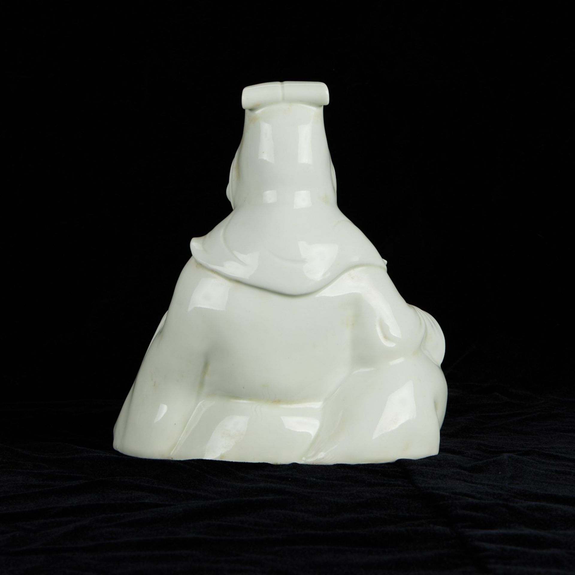 Chinese Blanc de Chine Porcelain Figure w/ Deer - Bild 7 aus 11