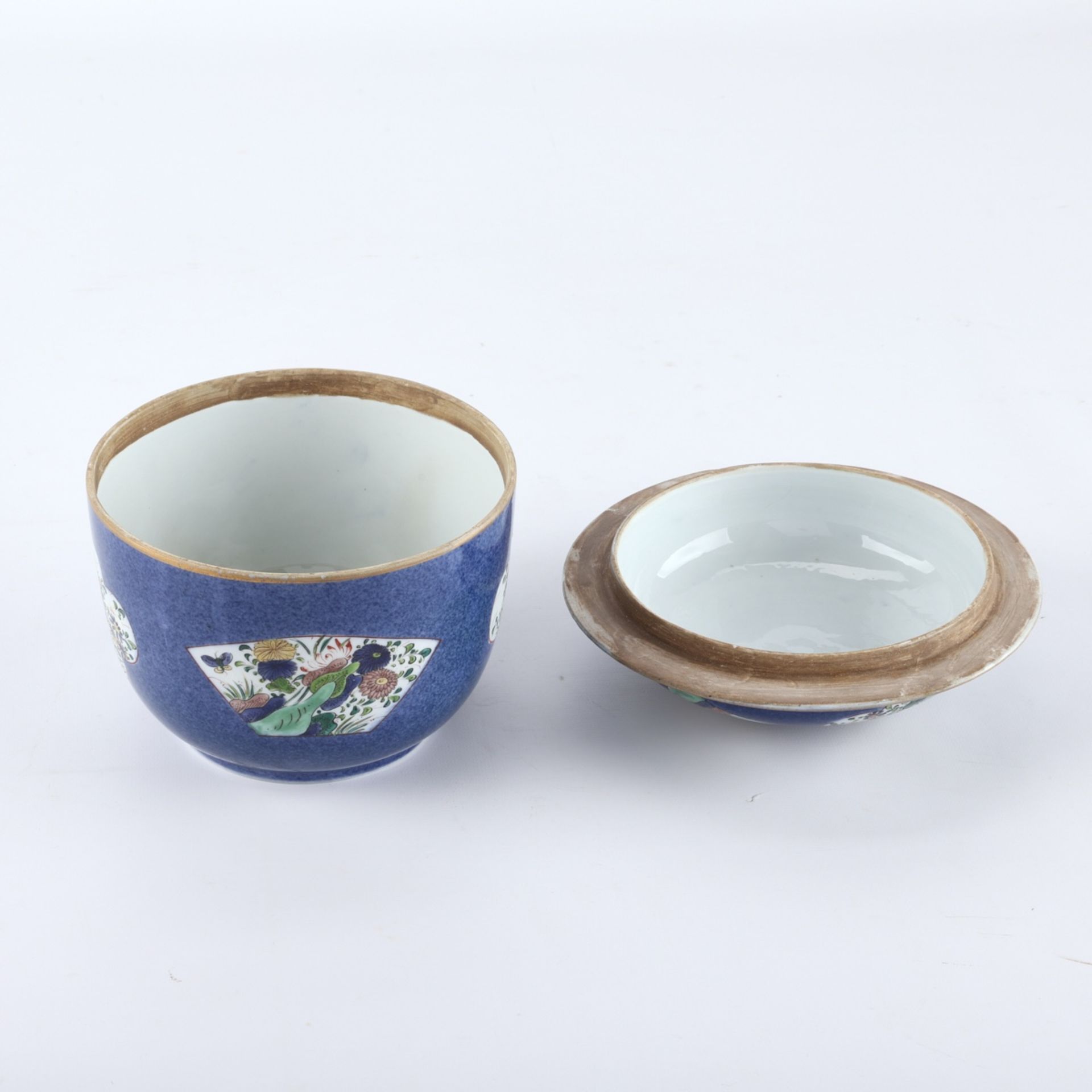 Chinese Powder Blue Lidded Porcelain Bowl - Image 3 of 8