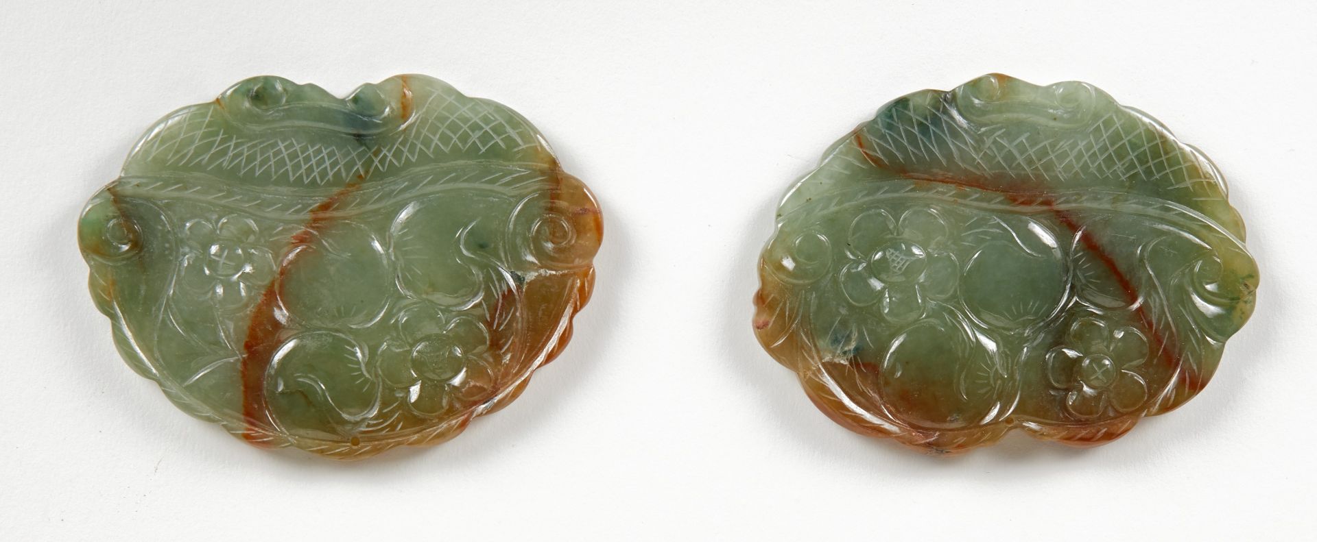 Pair of Modern Chinese Jade Plaques on Stands - Bild 6 aus 8