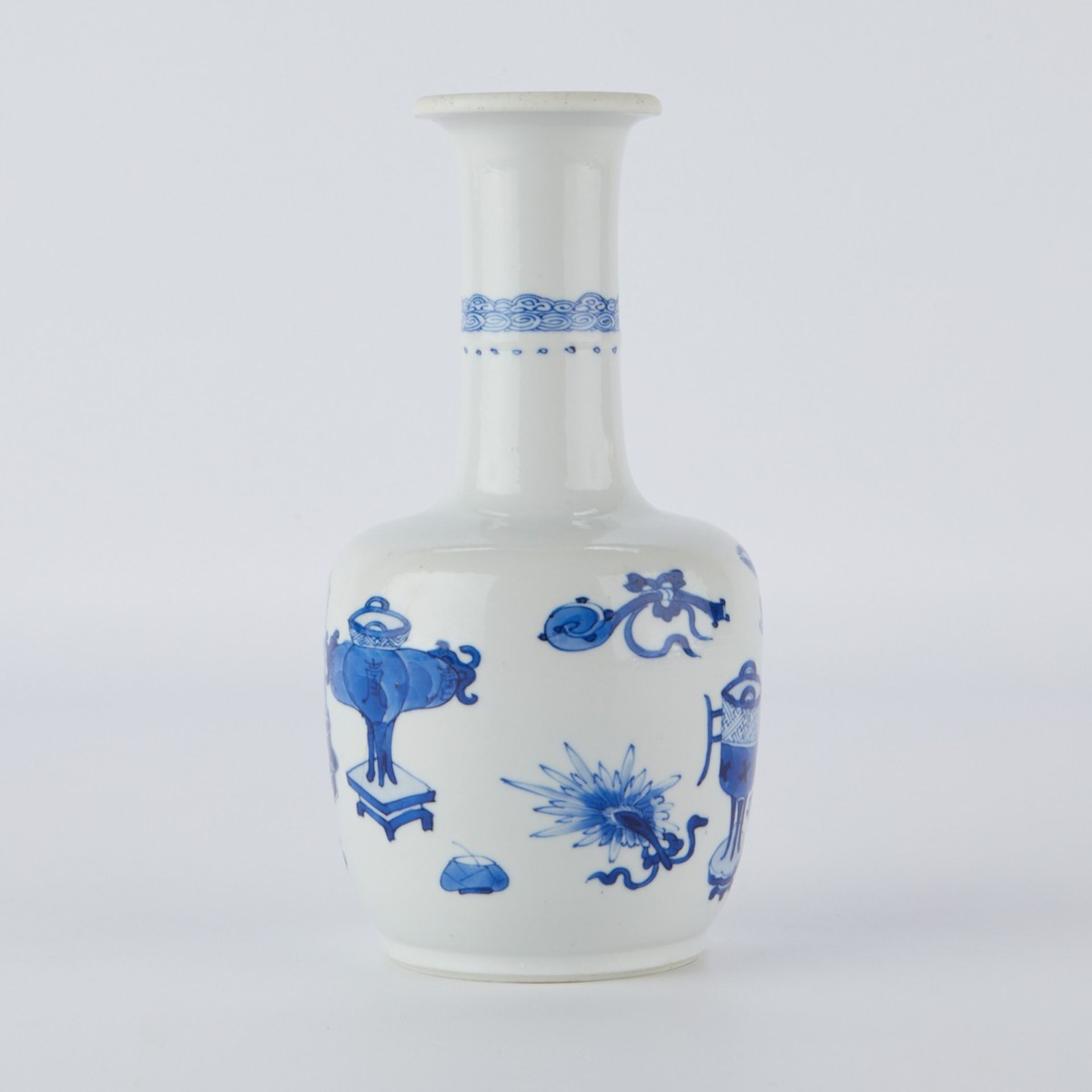 Chinese 18th c. Kangxi Porcelain Mallet Vase - Bild 3 aus 6