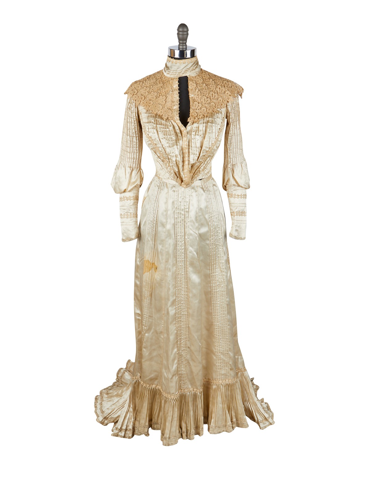 1890s Cream Silk Evening Dress