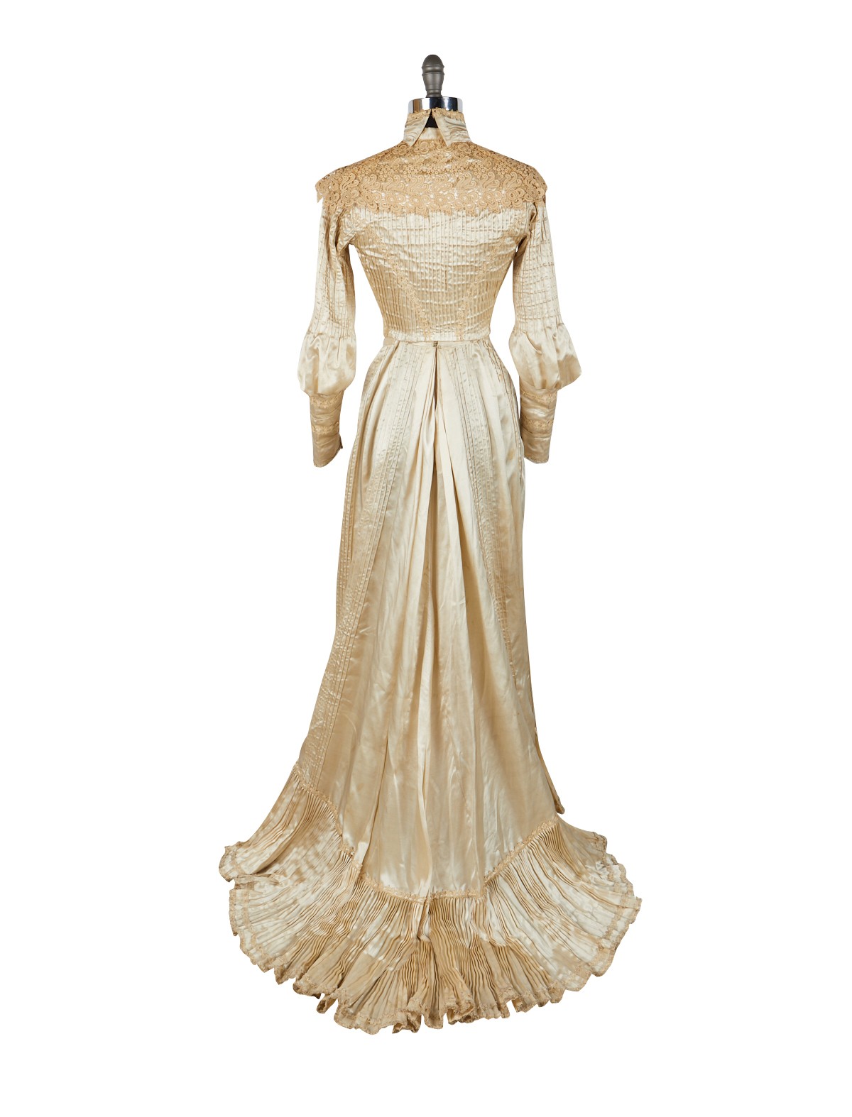 1890s Cream Silk Evening Dress - Image 3 of 10