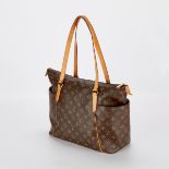 Louis Vuitton Totally MM Tote Bag