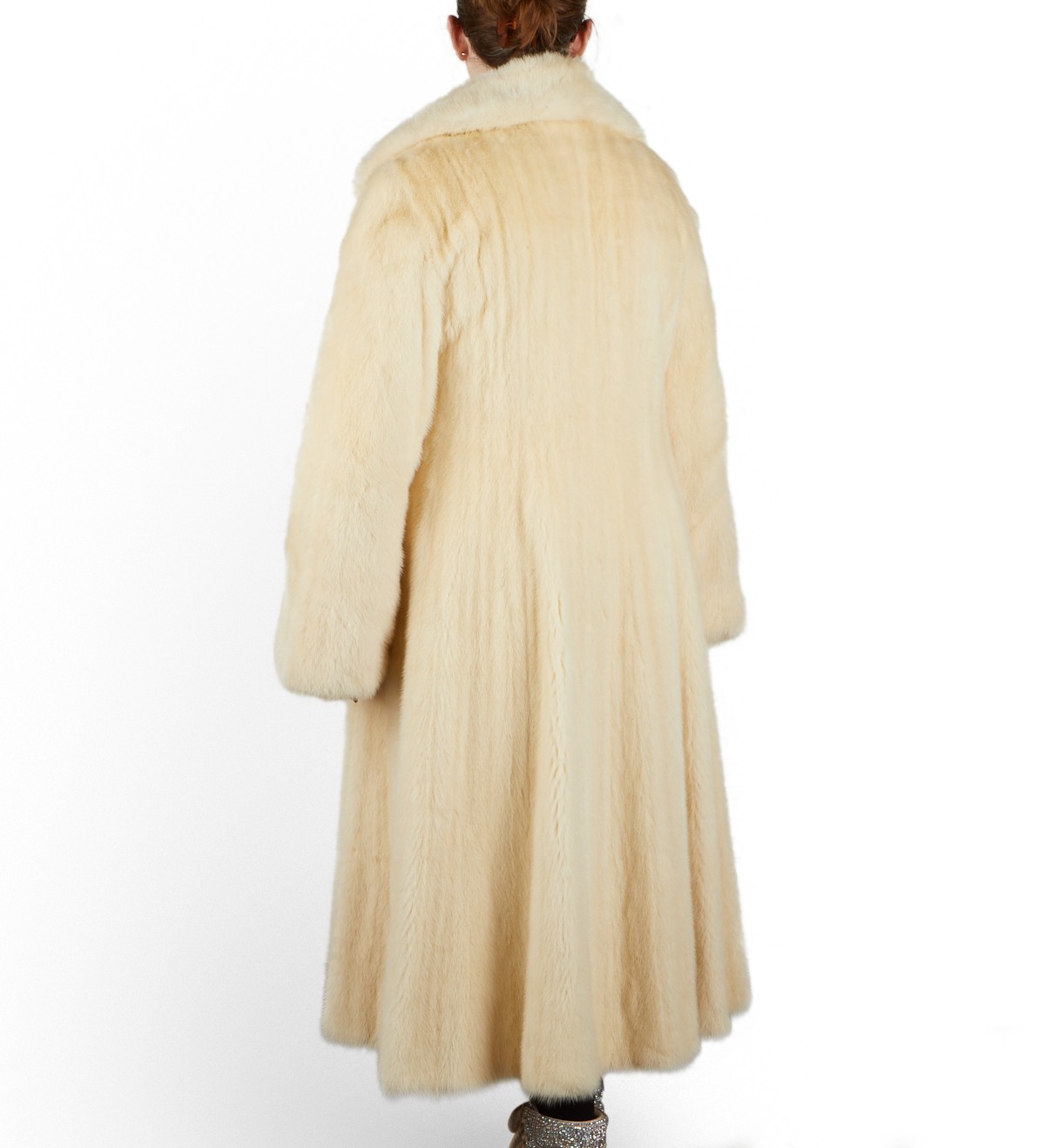 2 White Mink Fur Full Length Coats - Image 6 of 17