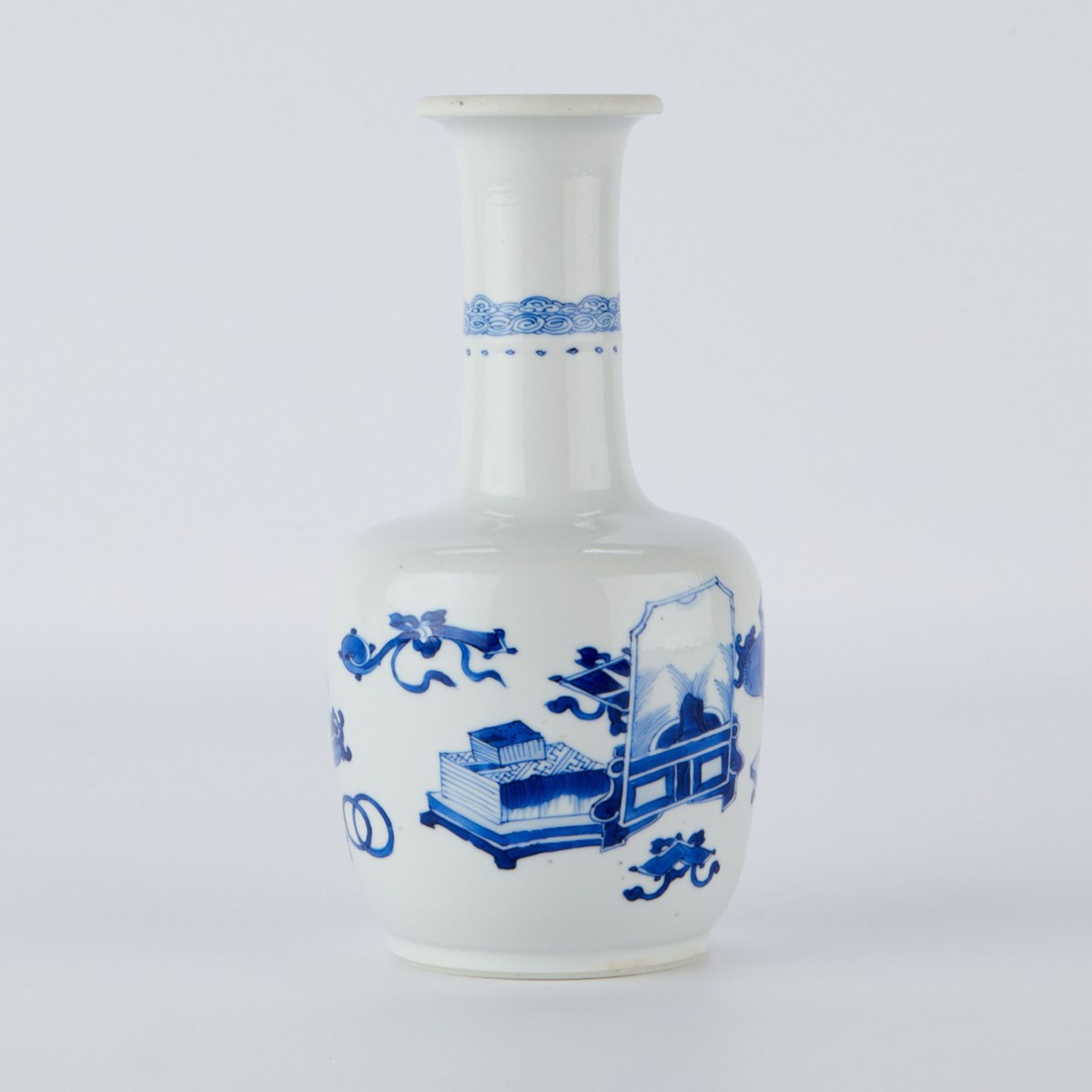 Chinese 18th c. Kangxi Porcelain Mallet Vase - Bild 2 aus 6