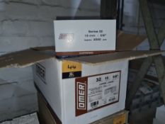 10 boxes of Omer carton closing staples, each box containing 2,000 series 32 15mm coppered