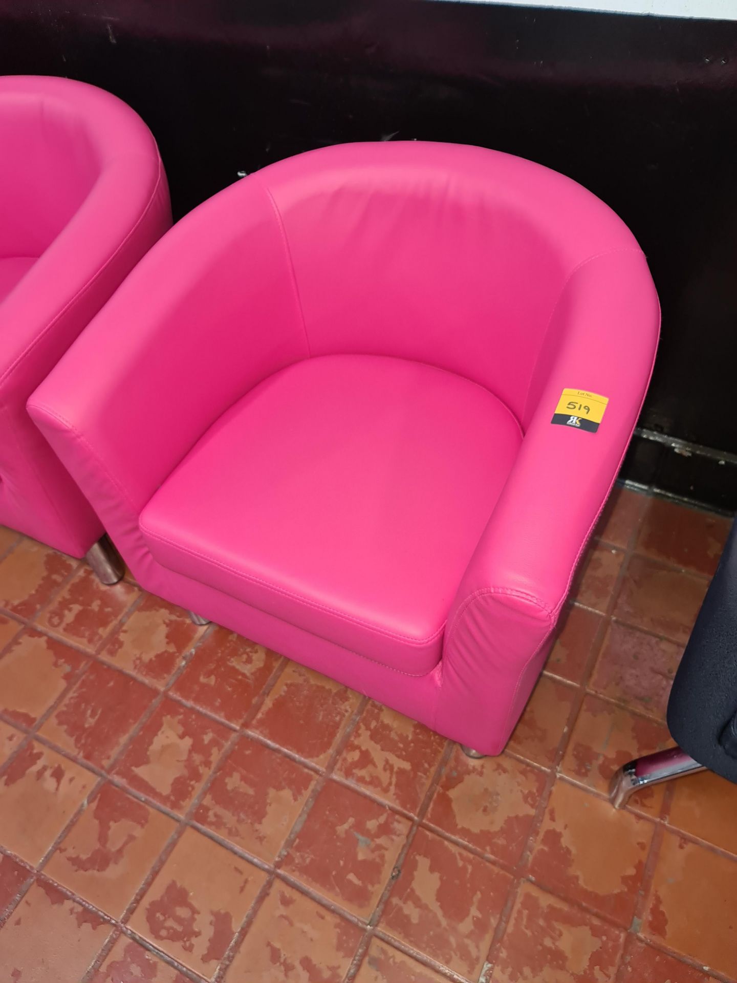 3 off pink matching tub chairs - Image 2 of 4