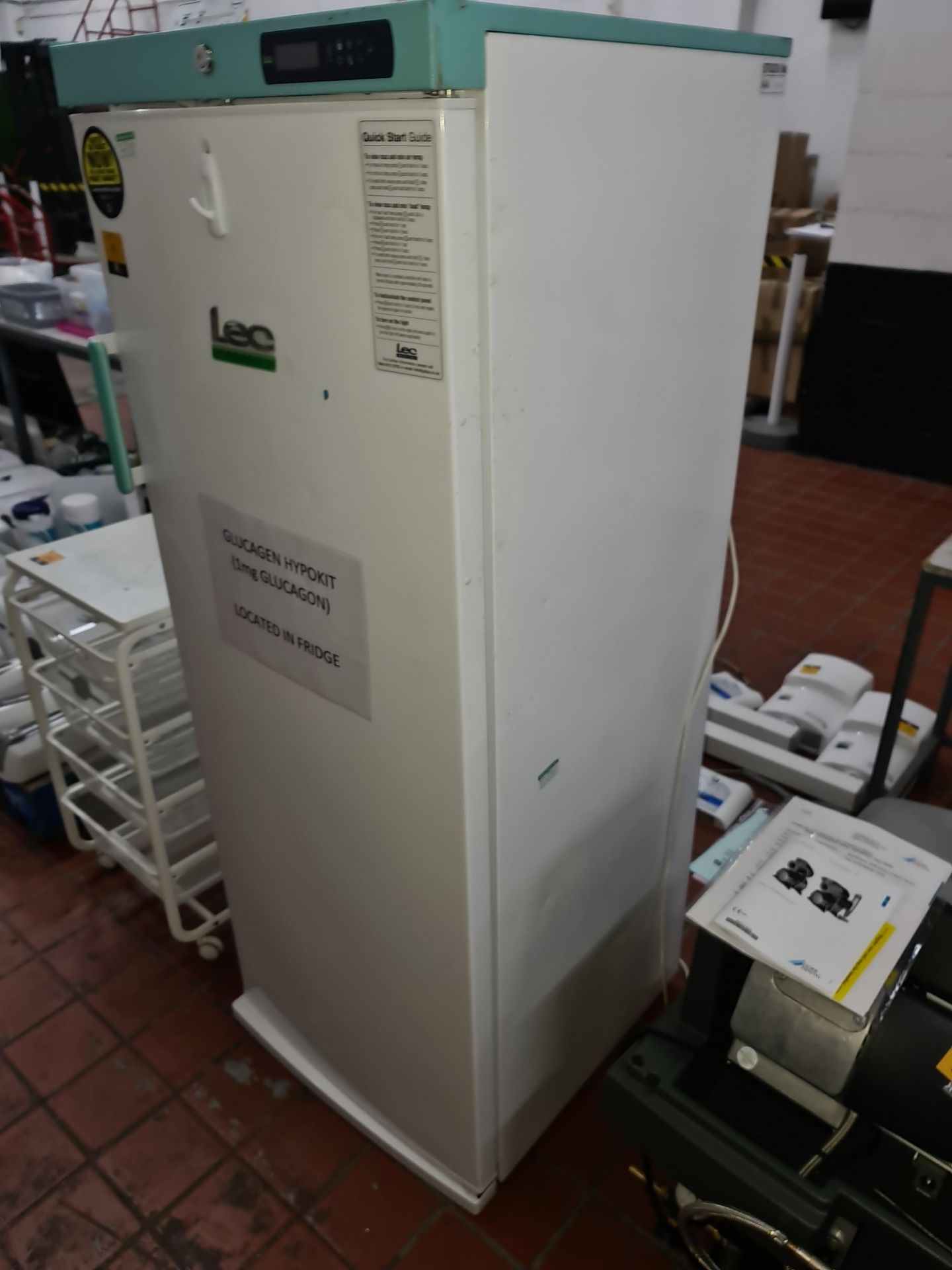 LEC upright medical fridge, model PSR273UK - Image 2 of 5