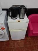 Mixed appliance lot comprising compact fridge freezer plus kettle, toaster & Thermos flask
