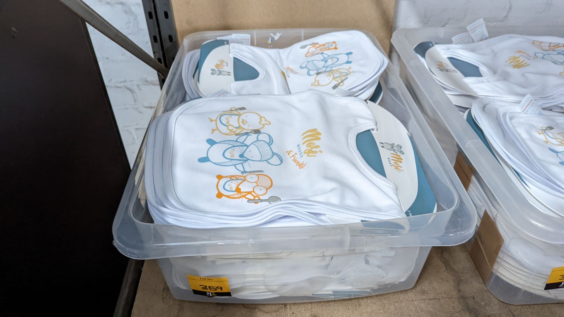 55 off Mosé Baby bibs twin packs. Retail price £10 per twin pack. Each twin pack comprises one pla - Image 2 of 4