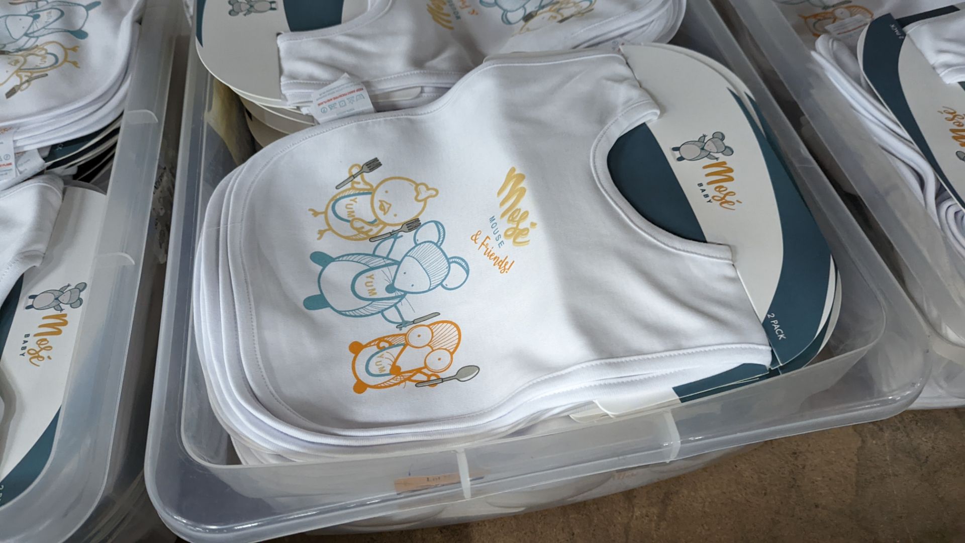 55 off Mosé Baby bibs twin packs. Retail price £10 per twin pack. Each twin pack comprises one pla - Image 3 of 4