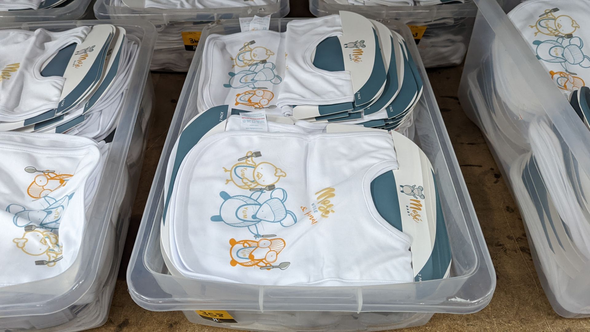 55 off Mosé Baby bibs twin packs. Retail price £10 per twin pack. Each twin pack comprises one pla - Image 3 of 5