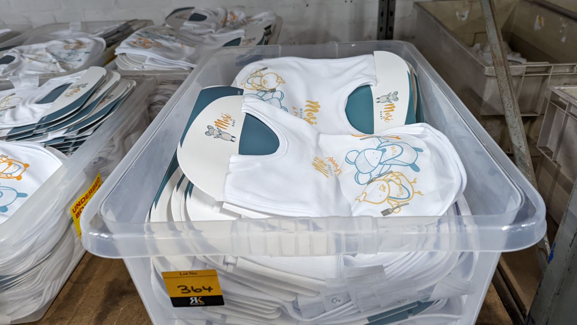 58 off Mosé Baby bibs twin packs. Retail price £10 per twin pack. Each twin pack comprises one pla