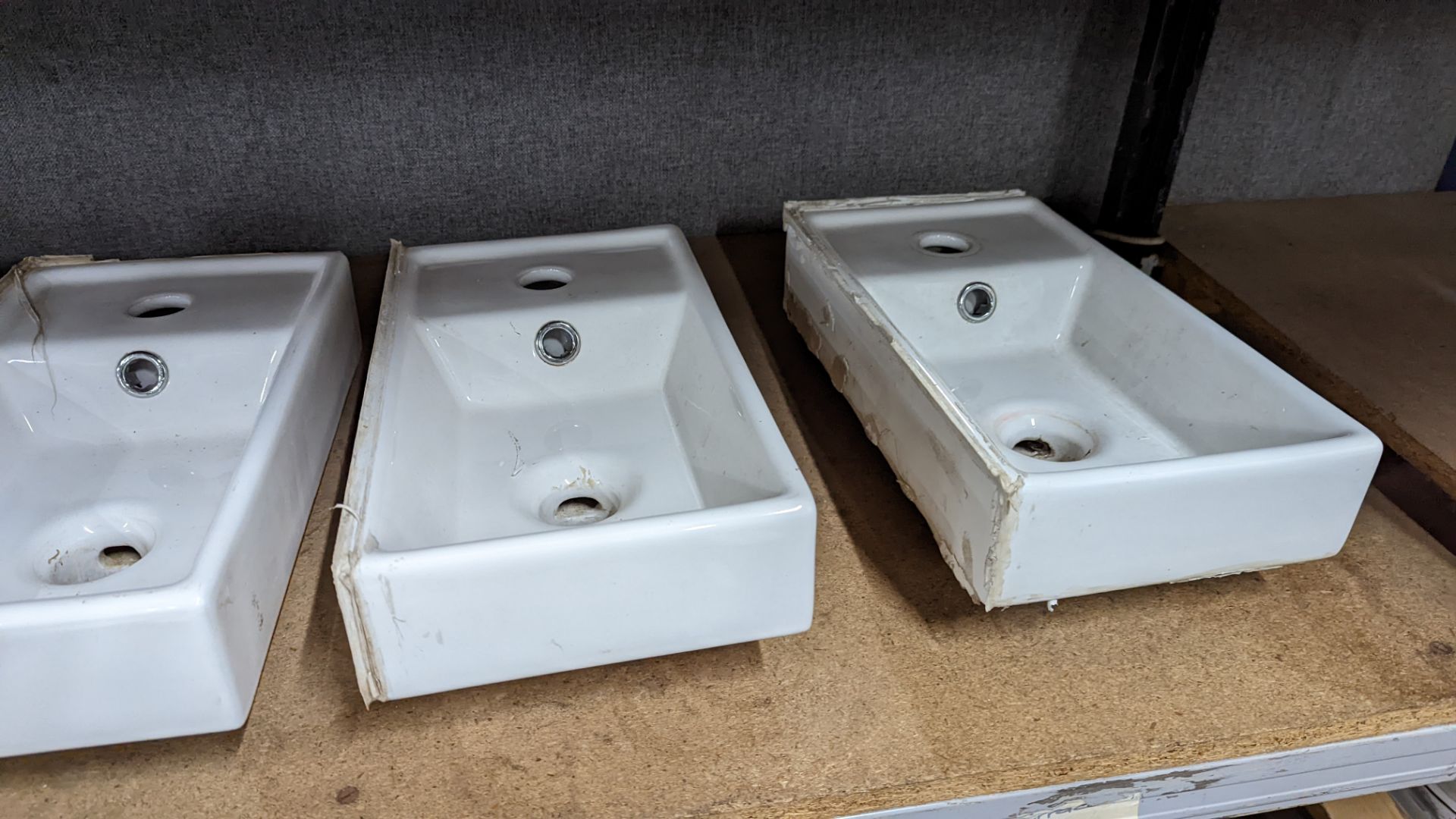 6 off compact rectangular handwashing basins - Image 5 of 6