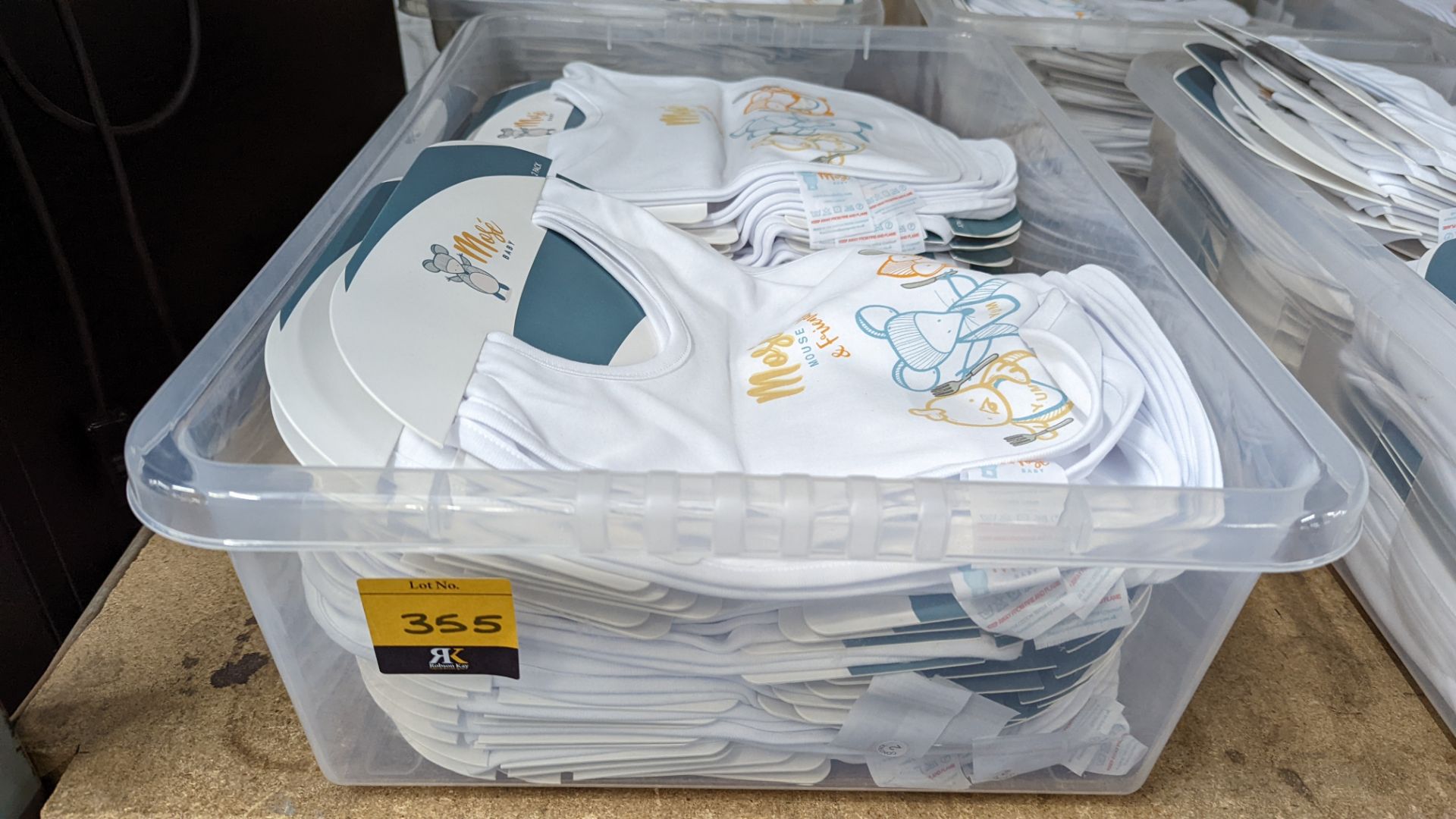 55 off Mosé Baby bibs twin packs. Retail price £10 per twin pack. Each twin pack comprises one pla