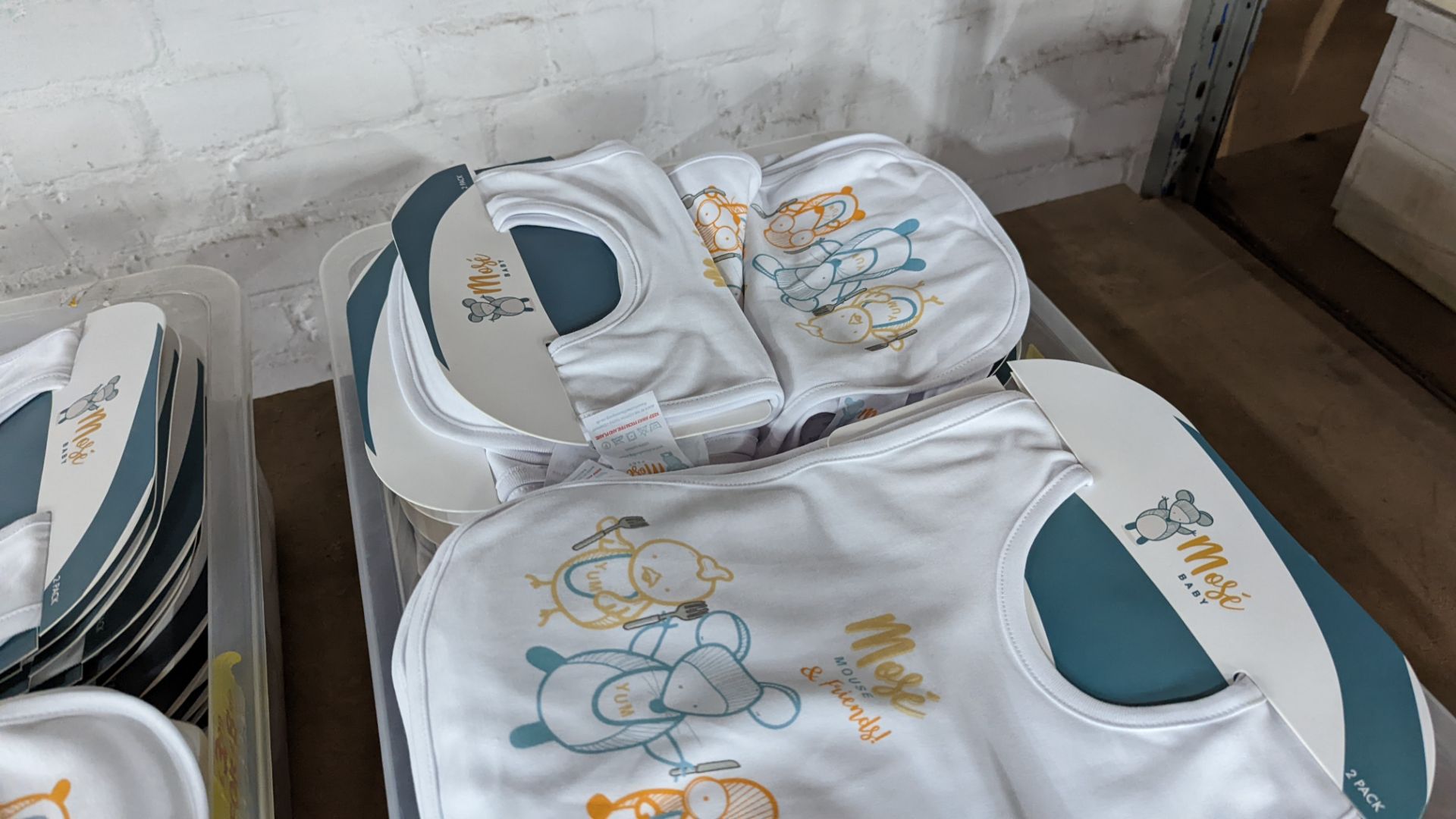 55 off Mosé Baby bibs twin packs. Retail price £10 per twin pack. Each twin pack comprises one pla - Image 5 of 5