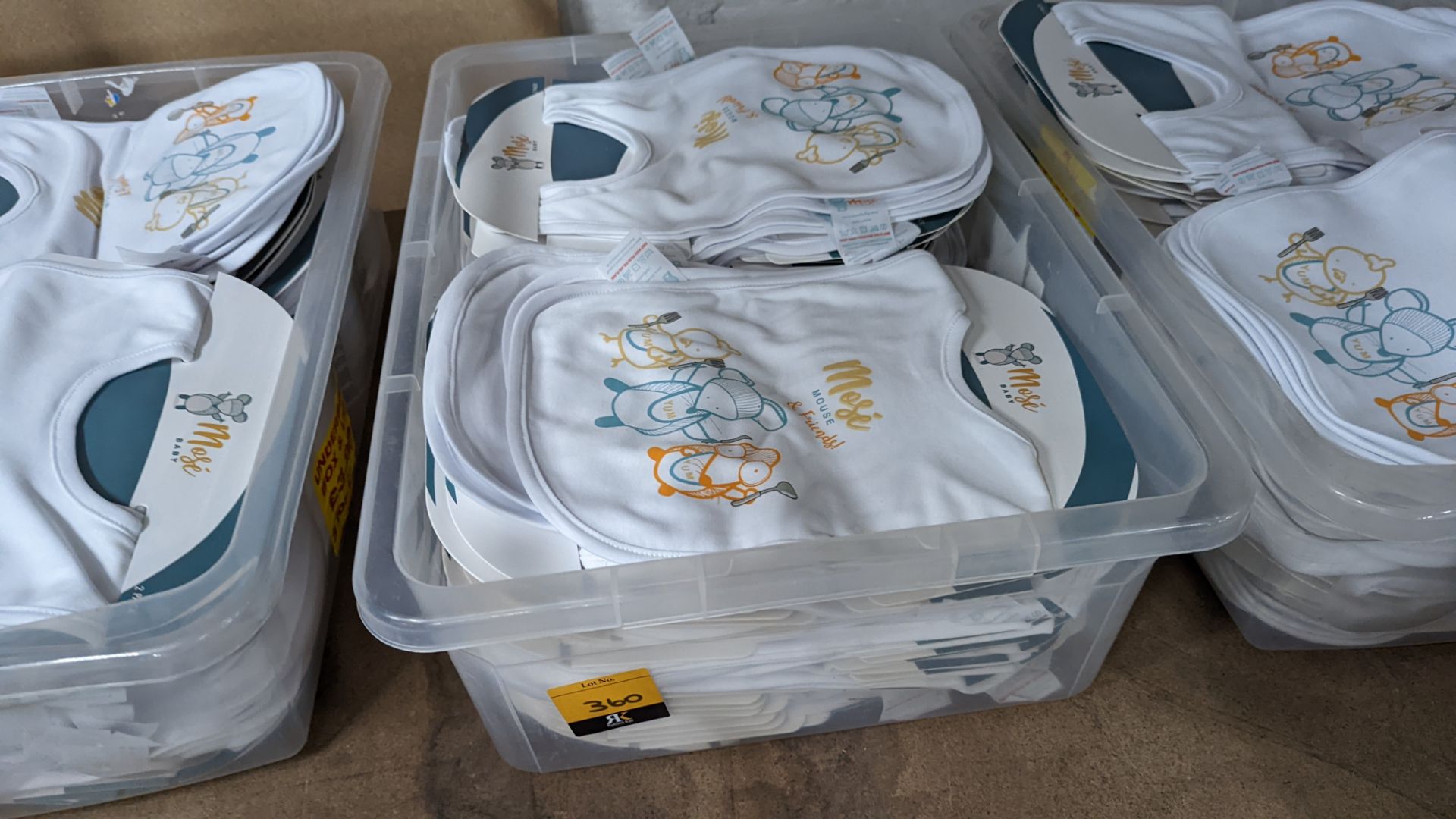 55 off Mosé Baby bibs twin packs. Retail price £10 per twin pack. Each twin pack comprises one pla - Image 2 of 4