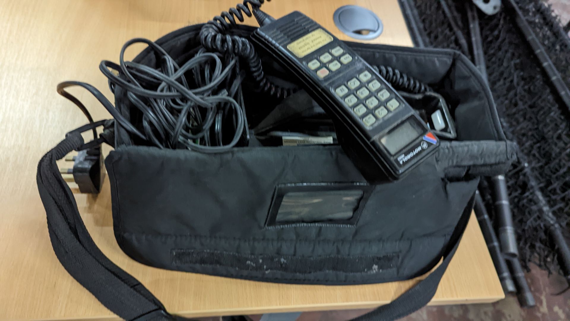 Vintage Motorola 4800X mobile phone system with carry case - Image 5 of 5