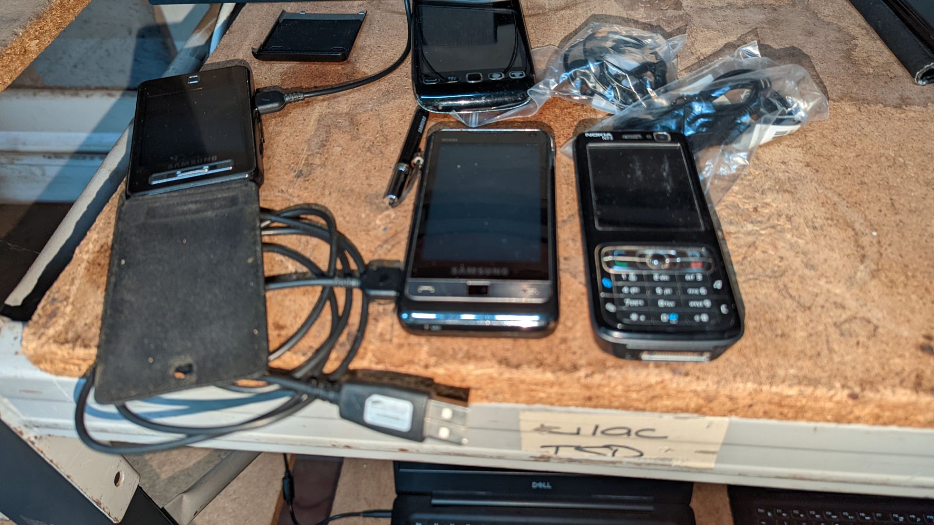 5 off assorted mobile phones including Blackberry & variety of accessories in boxes all as pictured - Image 3 of 5