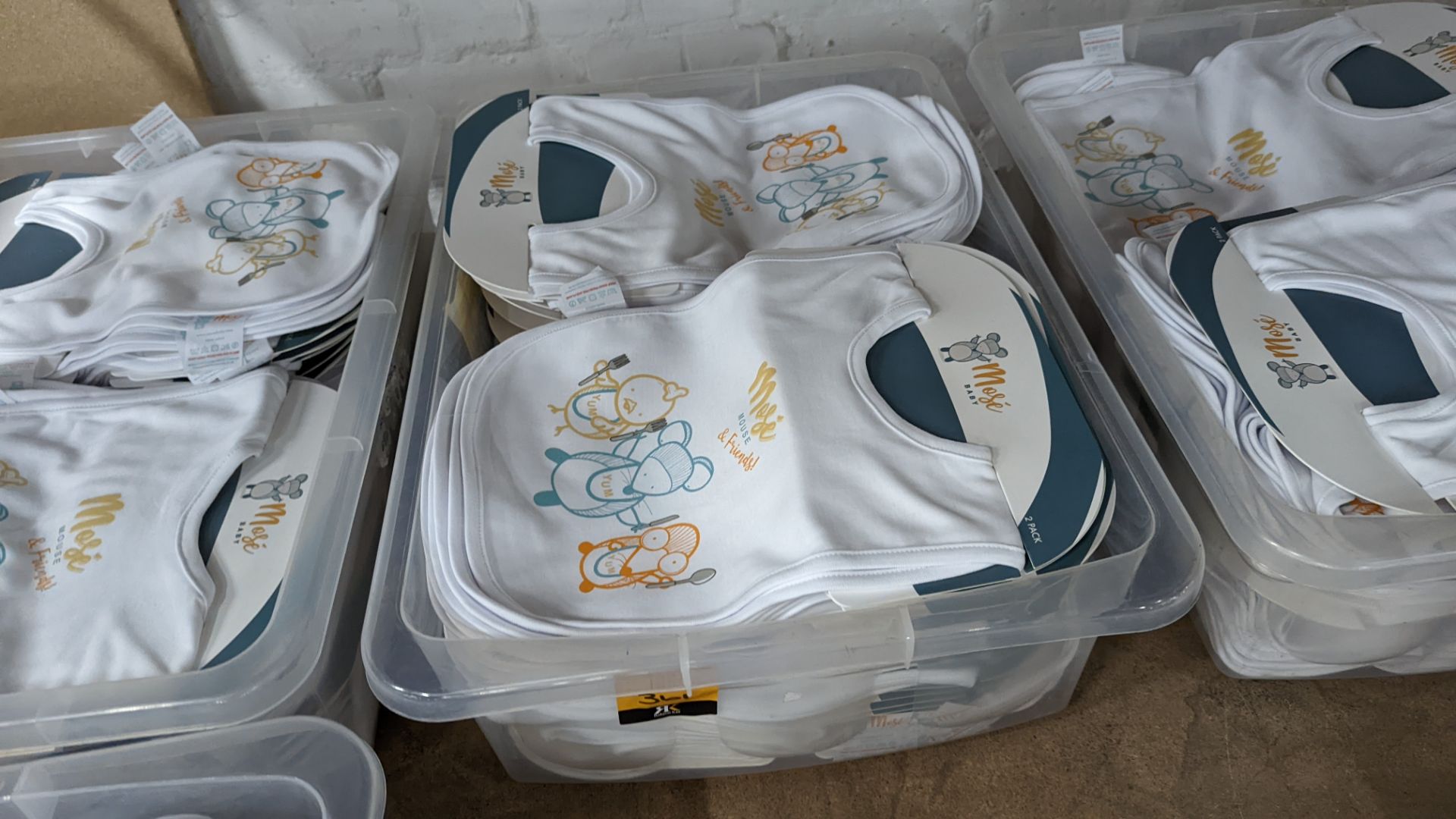 55 off Mosé Baby bibs twin packs. Retail price £10 per twin pack. Each twin pack comprises one pla - Image 2 of 4