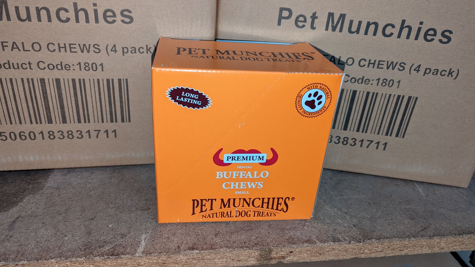 Pet Munchies dried pet chews for dogs. This lot consists of a total of 24 orange retail display box - Image 3 of 5