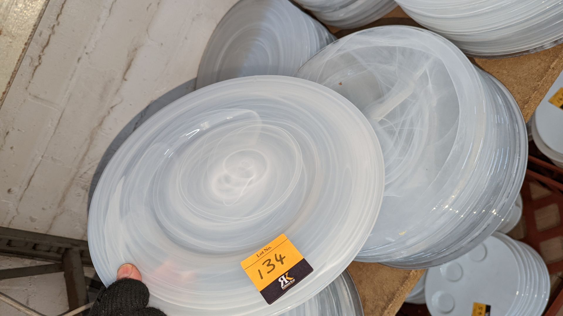 30 off large clear/white patterned glass plates, each measuring approximately 330mm diameter - Image 3 of 3