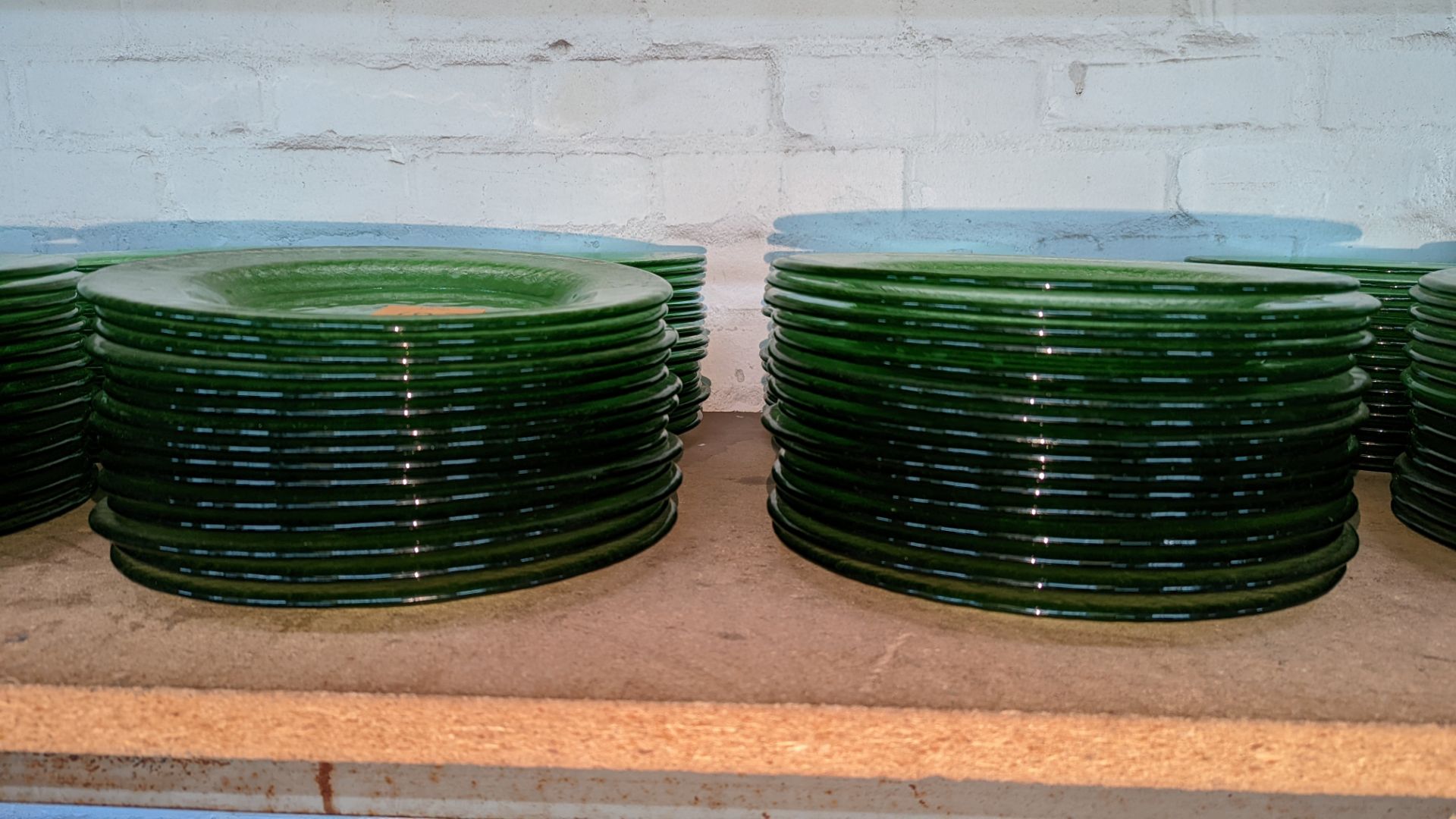 60 off green glass plates each measuring approximately 27cm diameter - Image 2 of 3