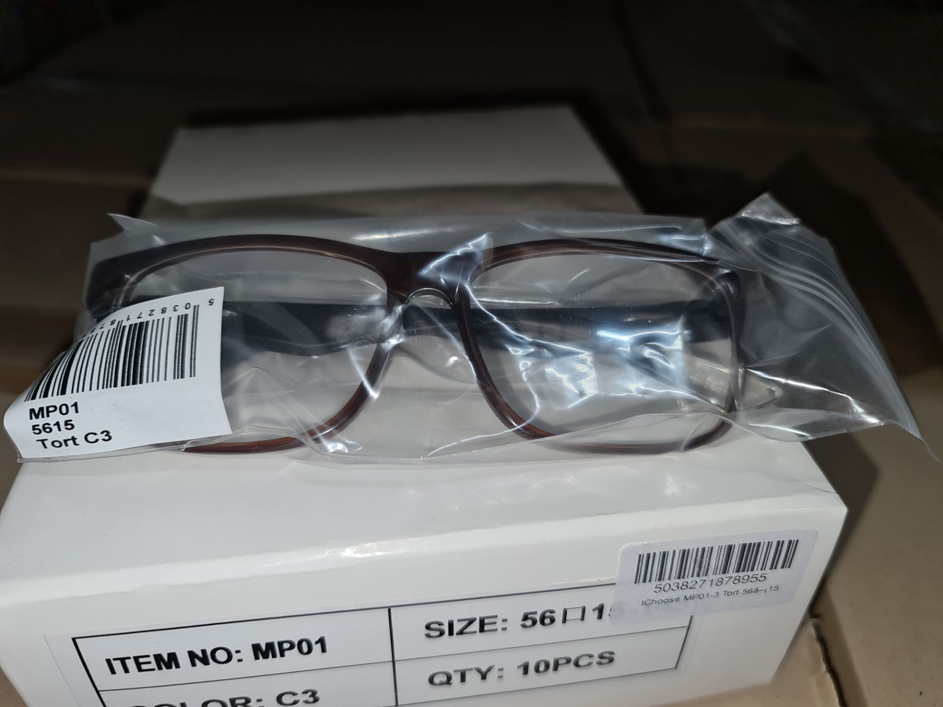 440,000 Prescription Glasses Frames: The total stock of frames from DD Frames Ltd in administration - Image 57 of 221