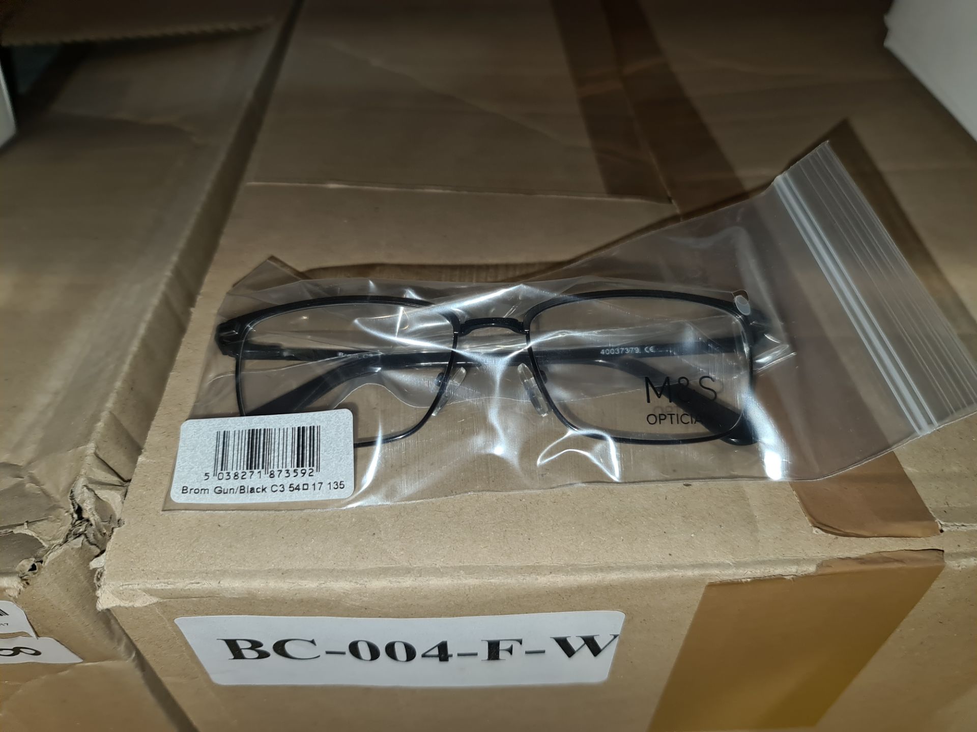 440,000 Prescription Glasses Frames: The total stock of frames from DD Frames Ltd in administration - Image 144 of 221