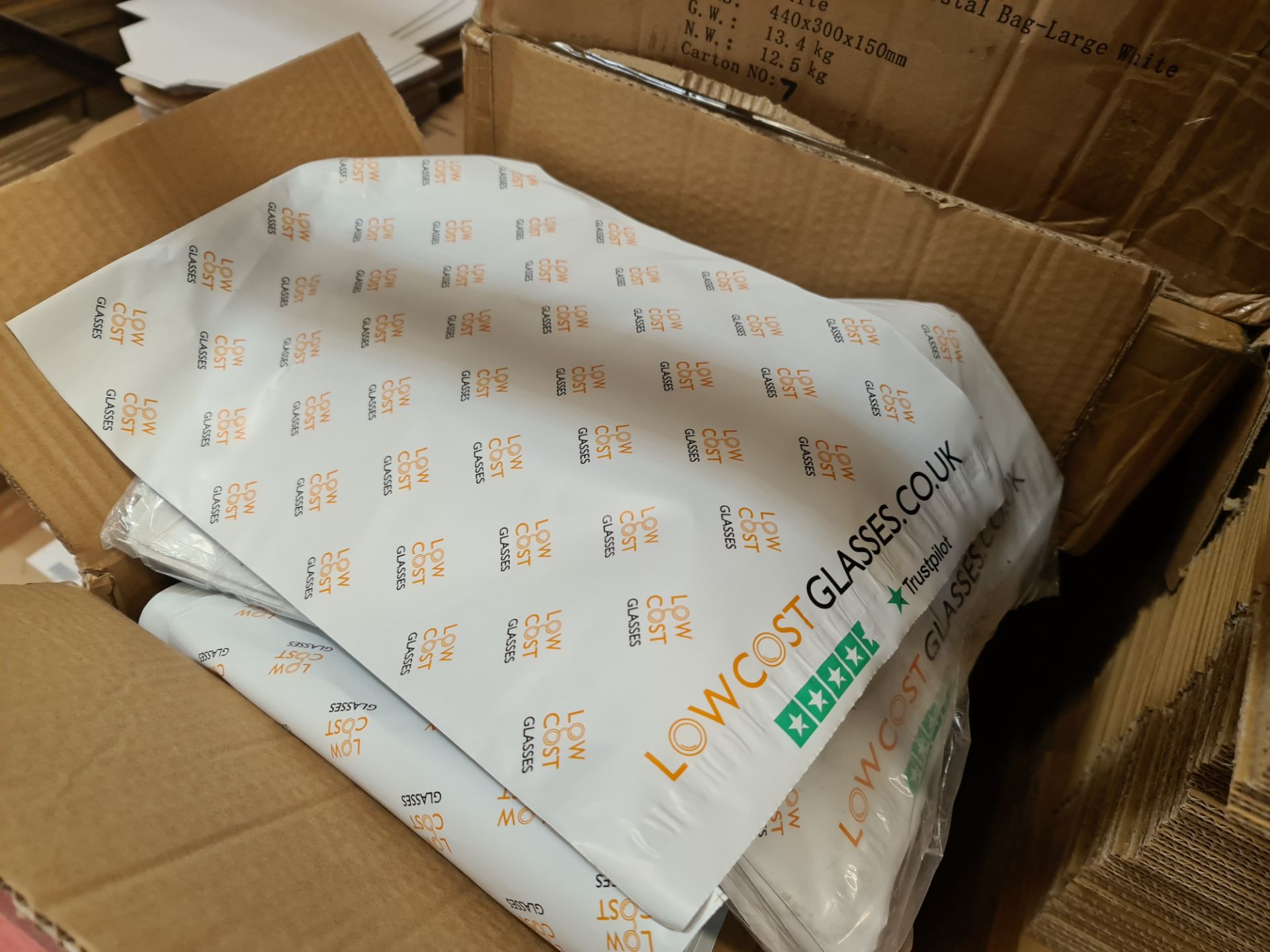 Large quantity of self-seal bags comprising approx. 21 boxes, each box containing 2,000 bags - assor